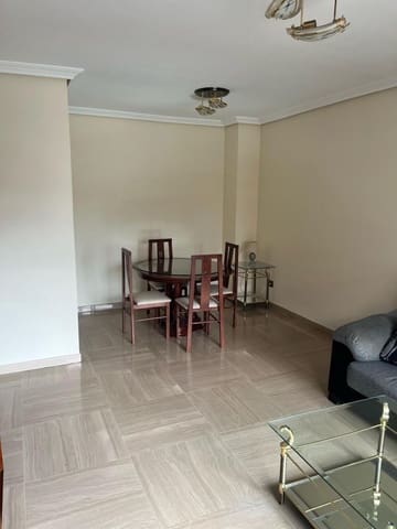 4 bedroom Flat for sale in Córdoba city - € 370,000 (Ref: 9476203)