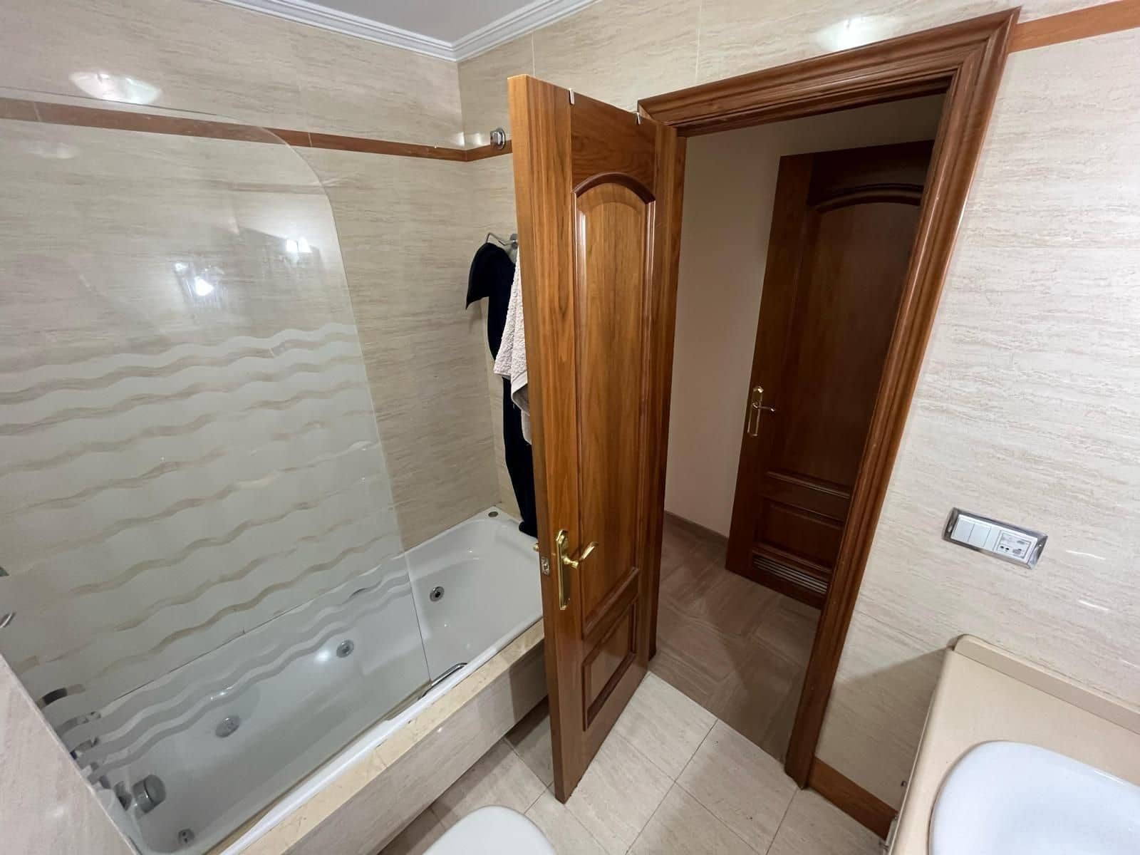 4 bedroom Flat for sale in Cordoba city - € 370,000 (Ref: 9476203)