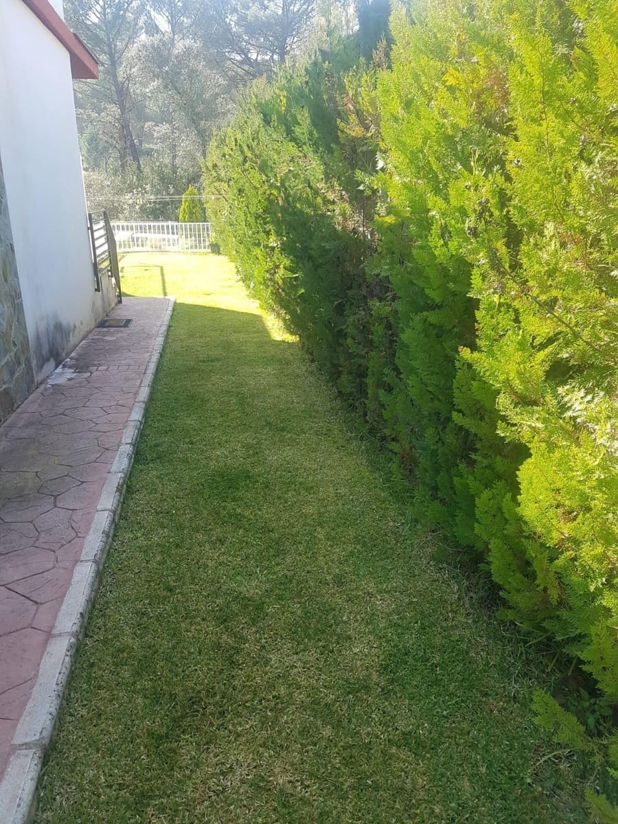 5 slaapkamer Villa te koop in Cordoba stad met zwembad garage - € 429.000 (Ref: 9476205)