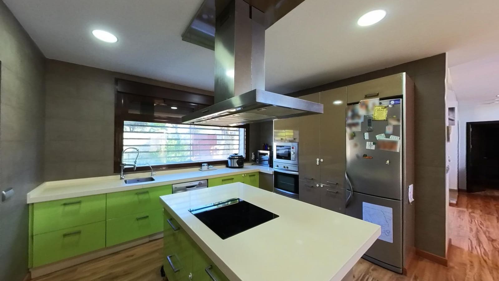 5 slaapkamer Villa te koop in Cordoba stad met zwembad garage - € 429.000 (Ref: 9476205)