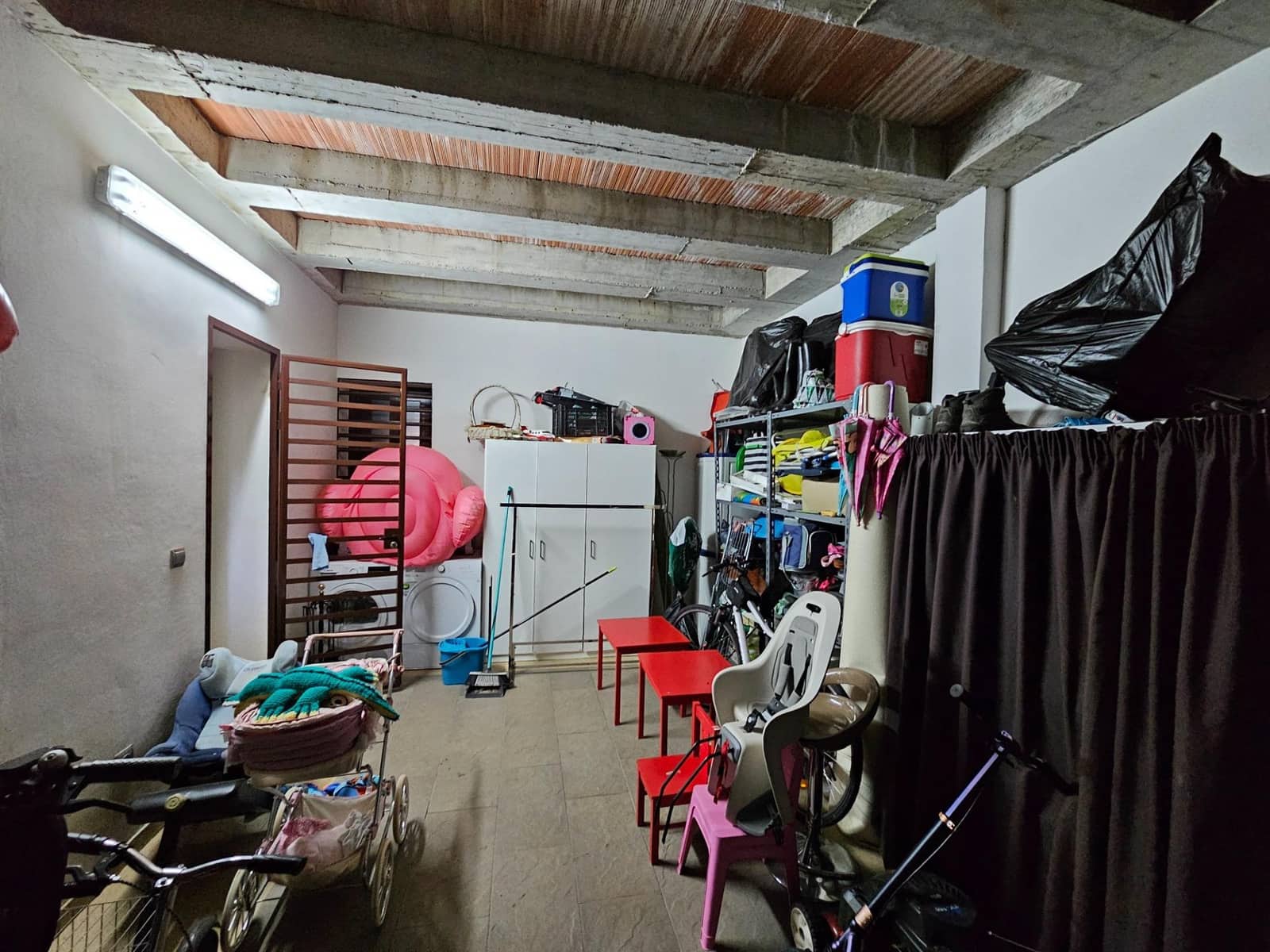 5 slaapkamer Villa te koop in Cordoba stad met zwembad garage - € 429.000 (Ref: 9476205)