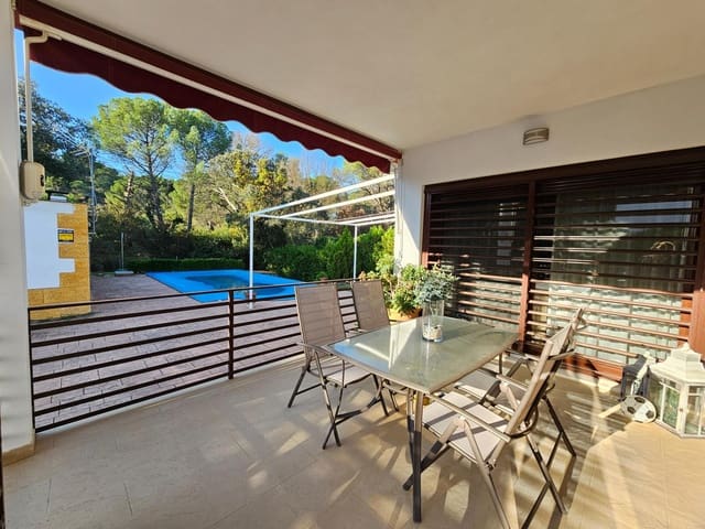 5 slaapkamer Villa te koop in Córdoba stad met zwembad garage - € 429.000 (Ref: 9476205)