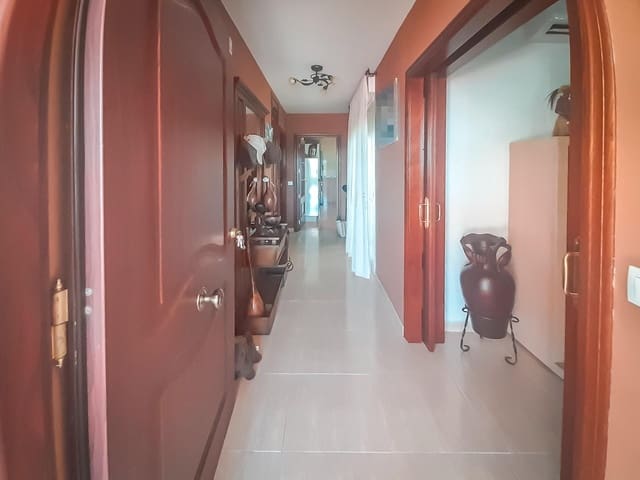 4 slaapkamer Villa te koop in La Carlota met zwembad garage - € 274.000 (Ref: 9476206)