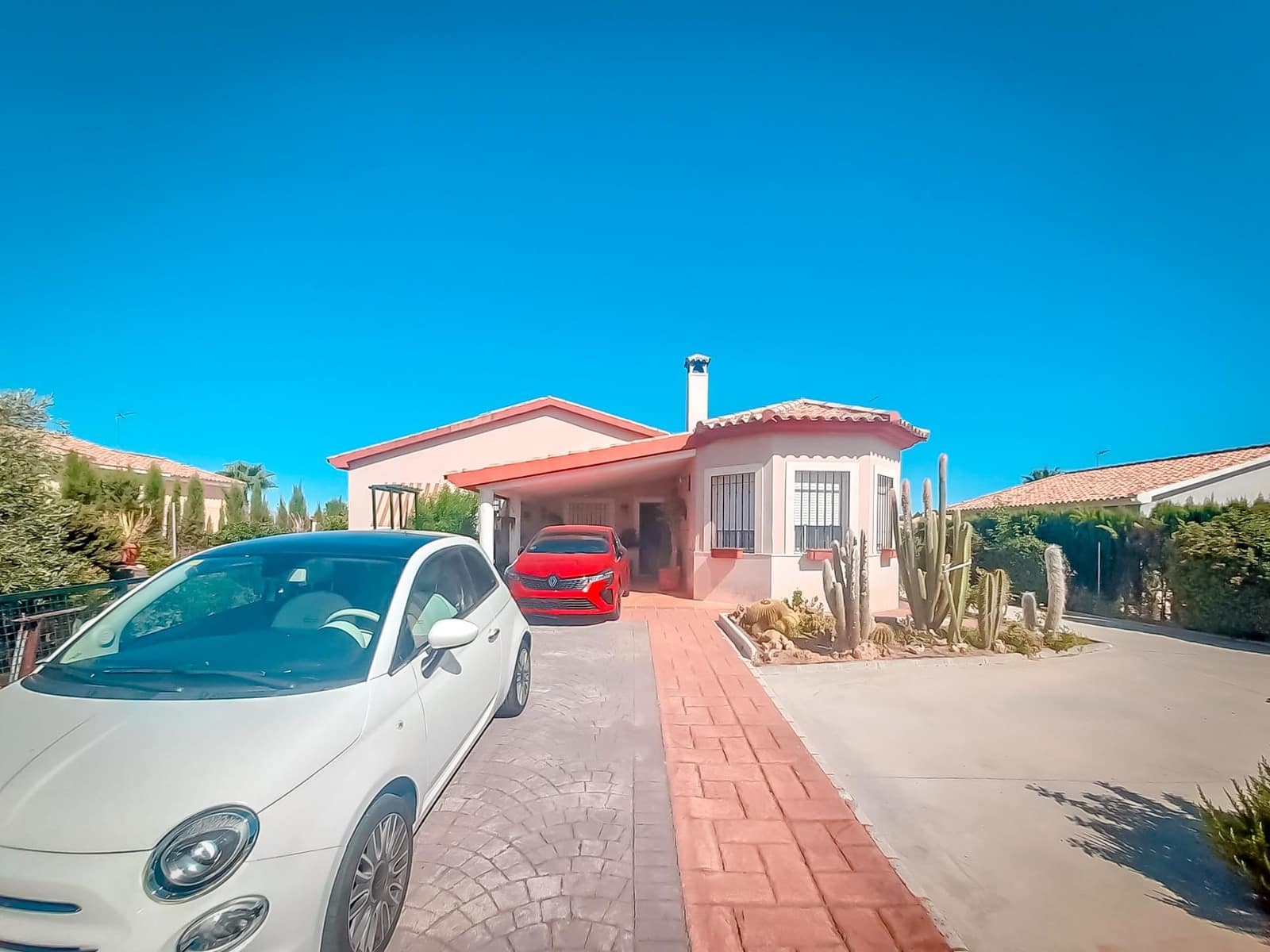 4 slaapkamer Villa te koop in La Carlota met zwembad garage - € 274.000 (Ref: 9476206)