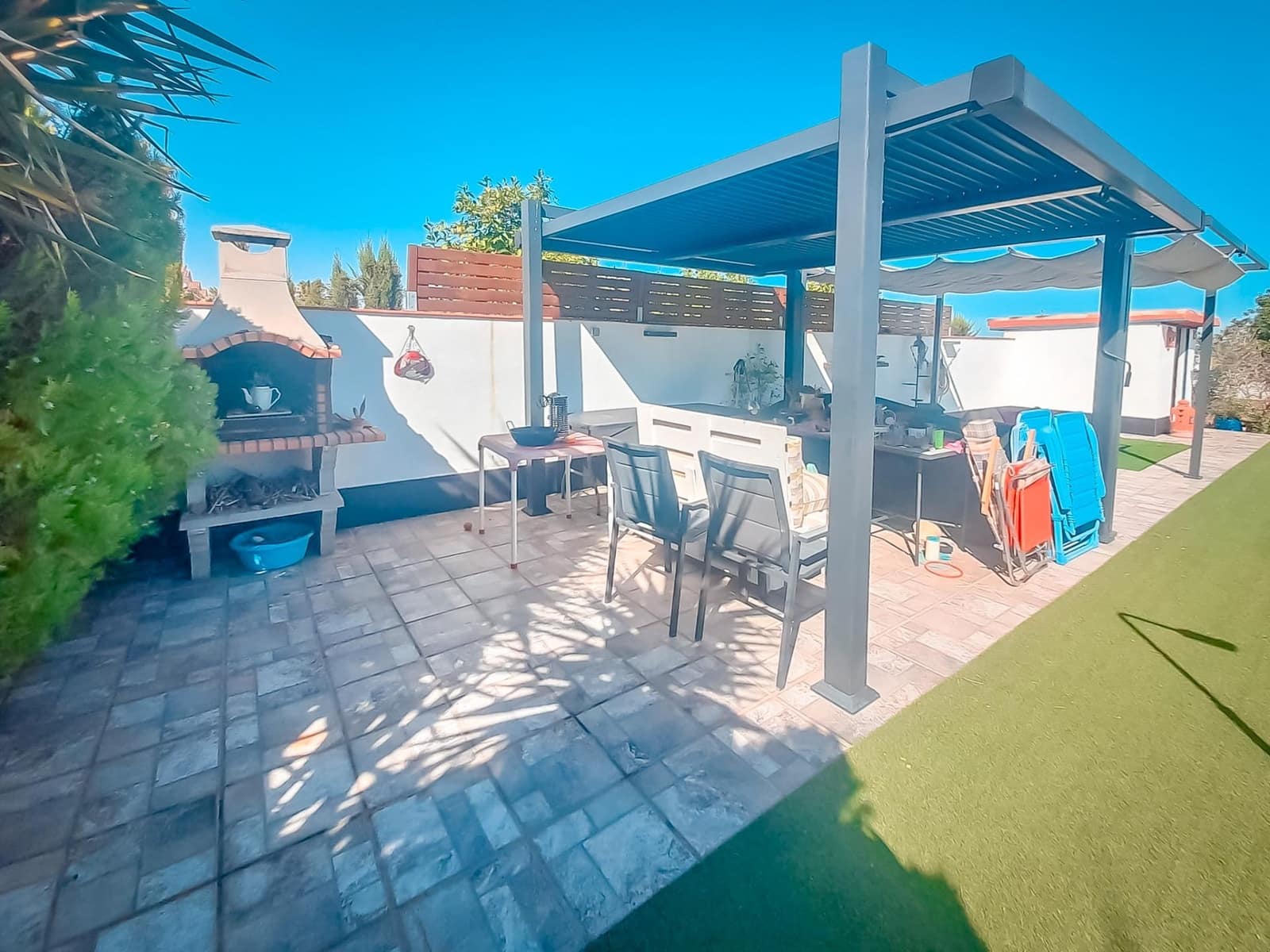 4 slaapkamer Villa te koop in La Carlota met zwembad garage - € 274.000 (Ref: 9476206)