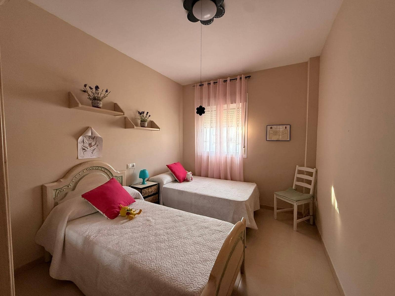 4 bedroom Townhouse for sale in La Victoria with garage - € 159,900 (Ref: 9476211)