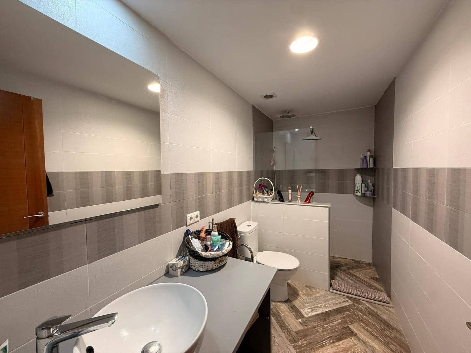 4 bedroom Townhouse for sale in La Victoria with garage - € 159,900 (Ref: 9476211)