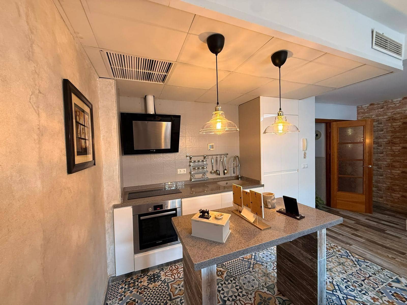 4 bedroom Townhouse for sale in La Victoria with garage - € 159,900 (Ref: 9476211)