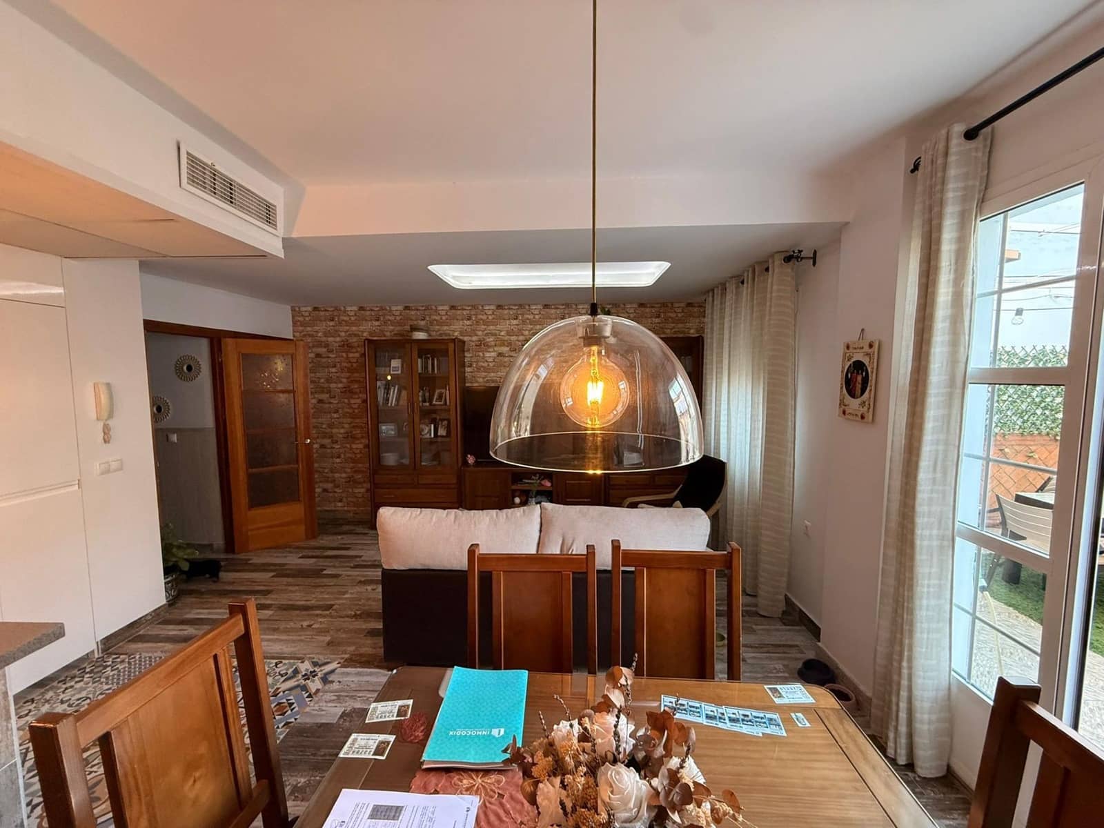 4 bedroom Townhouse for sale in La Victoria with garage - € 159,900 (Ref: 9476211)