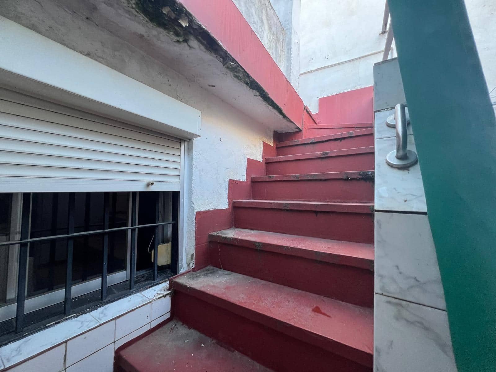 4 chambre Villa/Maison Mitoyenne à vendre à Cordoue ville - 80 000 € (Ref: 9478771)