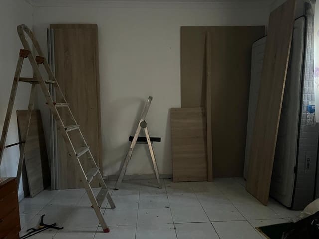 4 chambre Villa/Maison Mitoyenne à vendre à Cordoue ville - 80 000 € (Ref: 9478771)