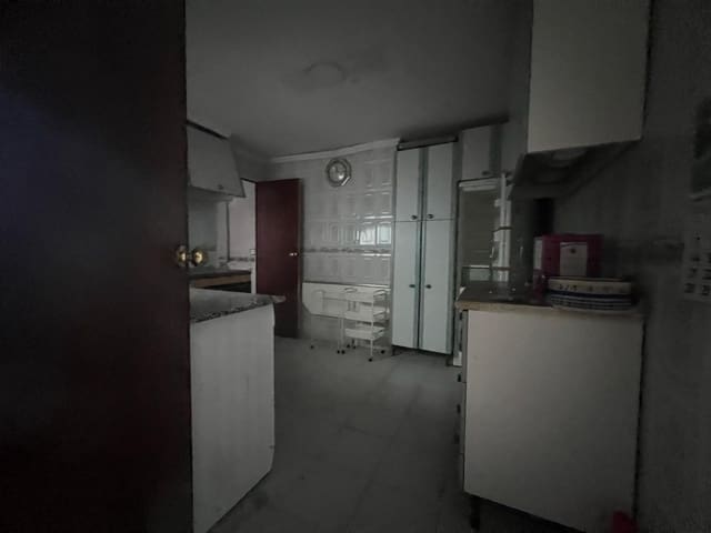 4 chambre Villa/Maison Mitoyenne à vendre à Cordoue ville - 80 000 € (Ref: 9478771)