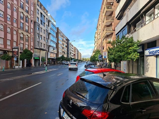 Garage for sale in Cercadilla-Medina Azahara, Córdoba city - € 24,000 (Ref: 9479190)