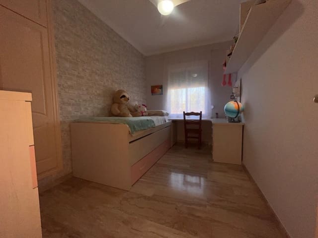 3 bedroom Villa for sale in Almodóvar del Río with garage - € 250,000 (Ref: 9479192)