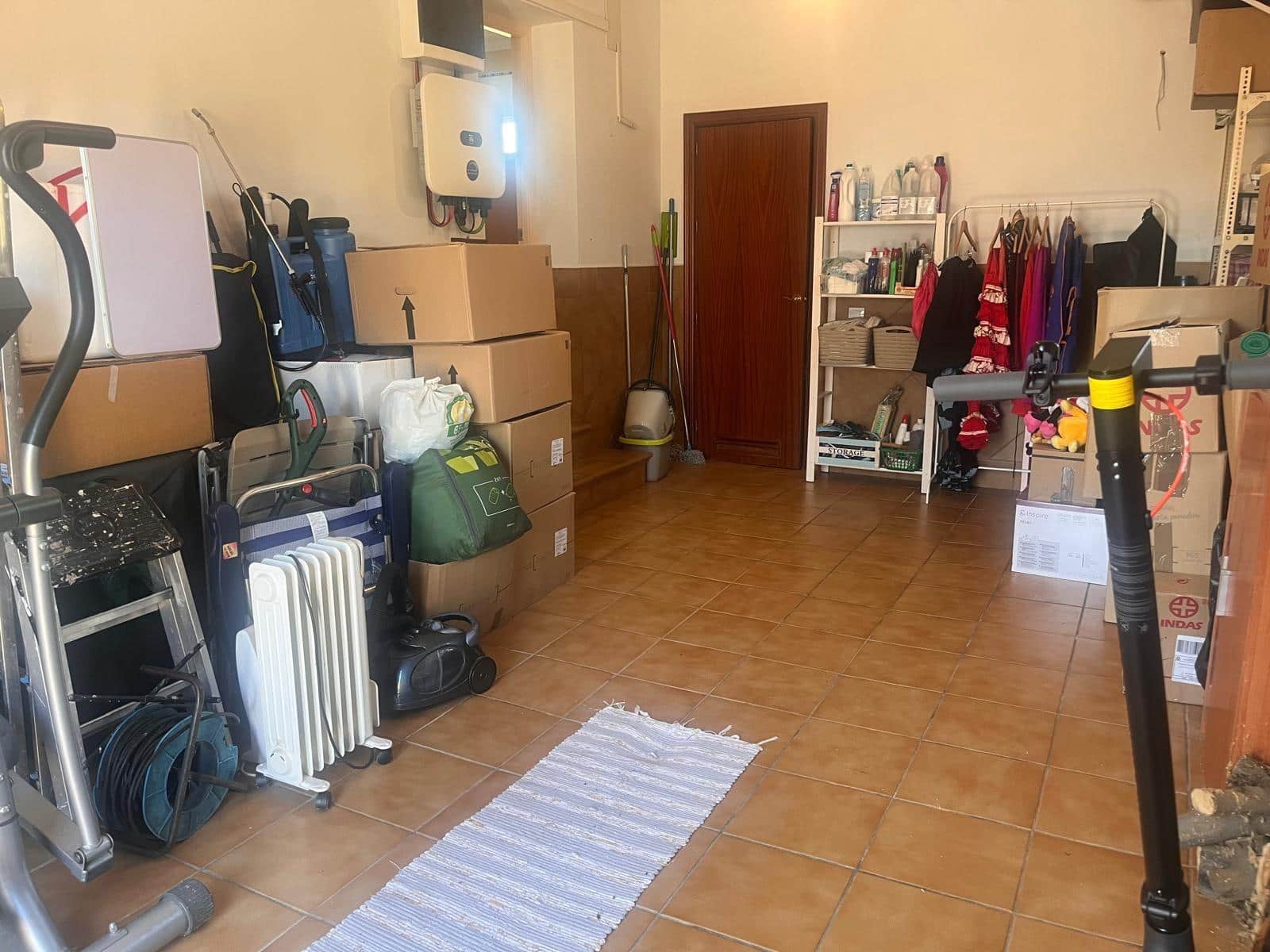 3 bedroom Villa for sale in Almodovar del Rio with garage - € 250,000 (Ref: 9479192)