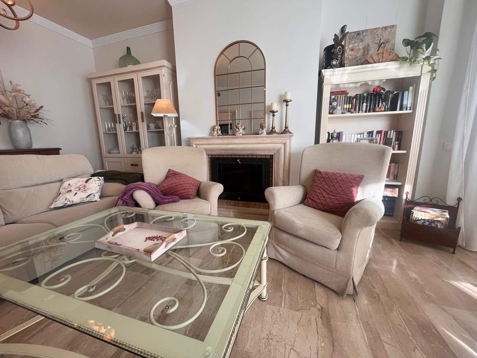 3 bedroom Villa for sale in Almodovar del Rio with garage - € 250,000 (Ref: 9479192)