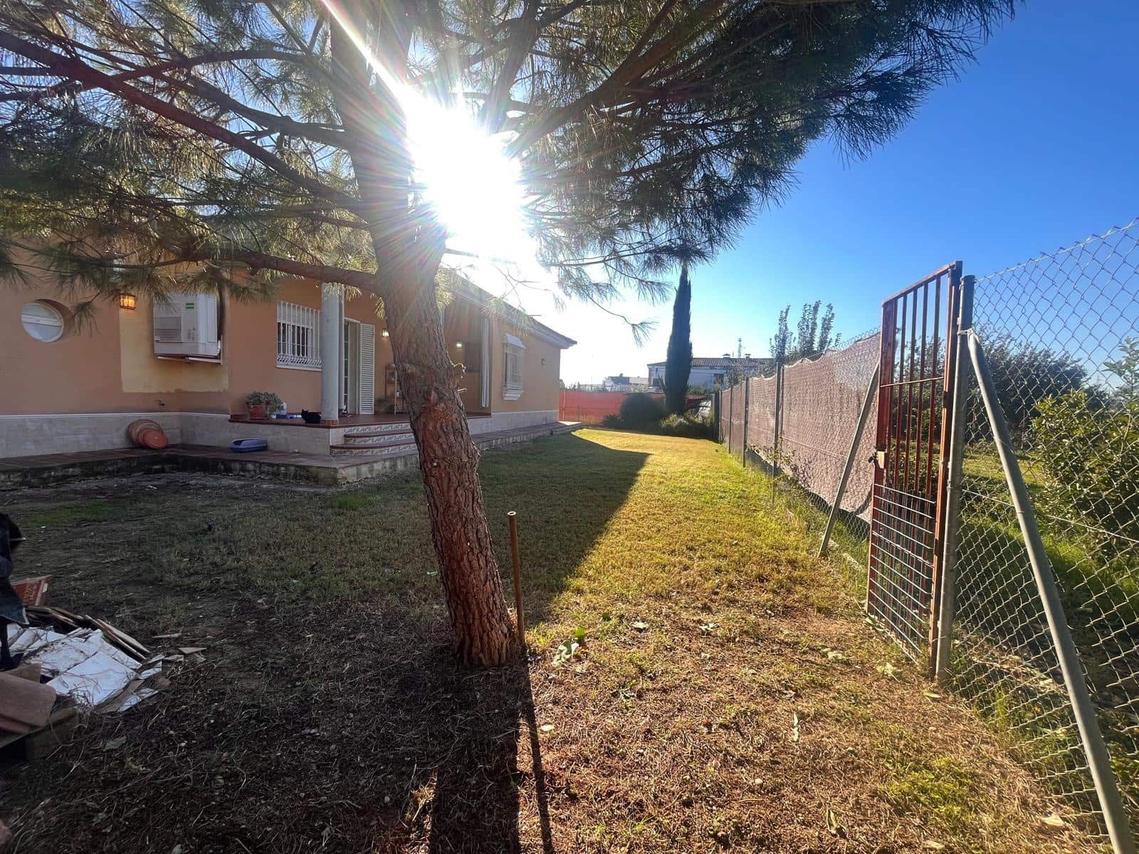 3 bedroom Villa for sale in Almodovar del Rio with garage - € 250,000 (Ref: 9479192)