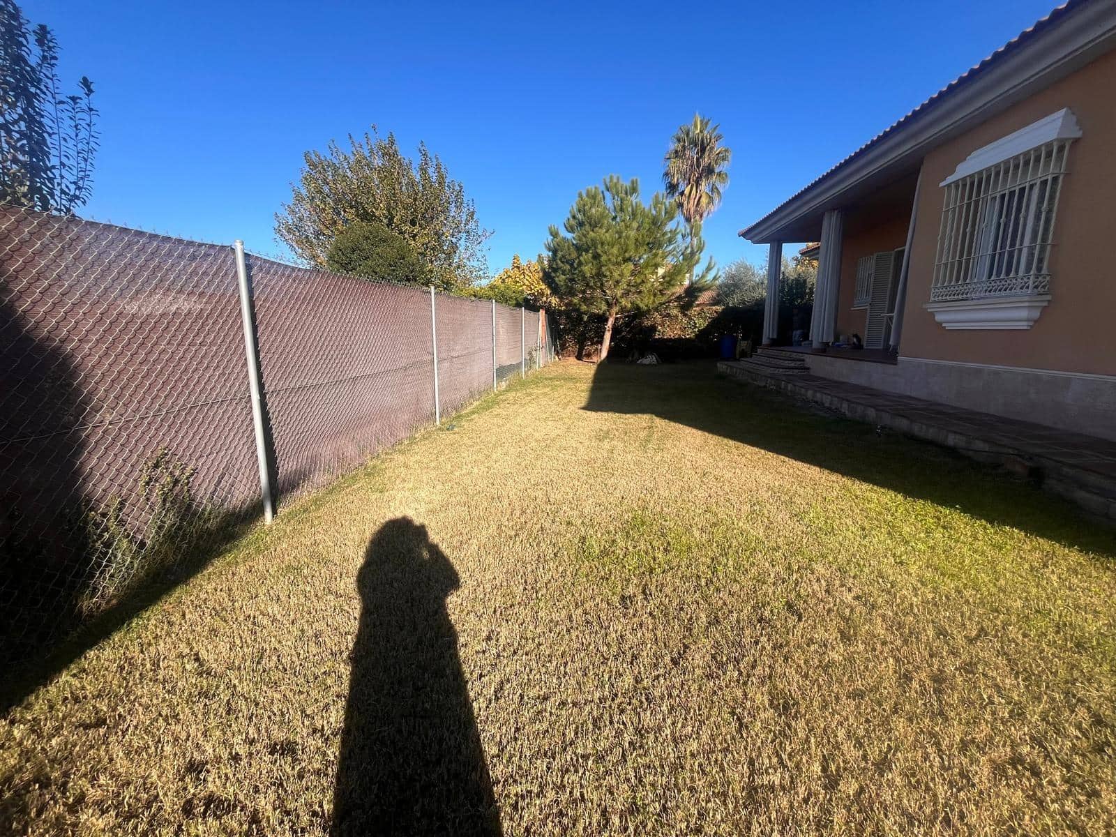 3 bedroom Villa for sale in Almodovar del Rio with garage - € 250,000 (Ref: 9479192)