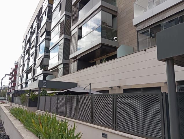 3 makuuhuone Asunto myytävänä paikassa Córdoba kaupunki - 339 000 € (Ref: 9482103)