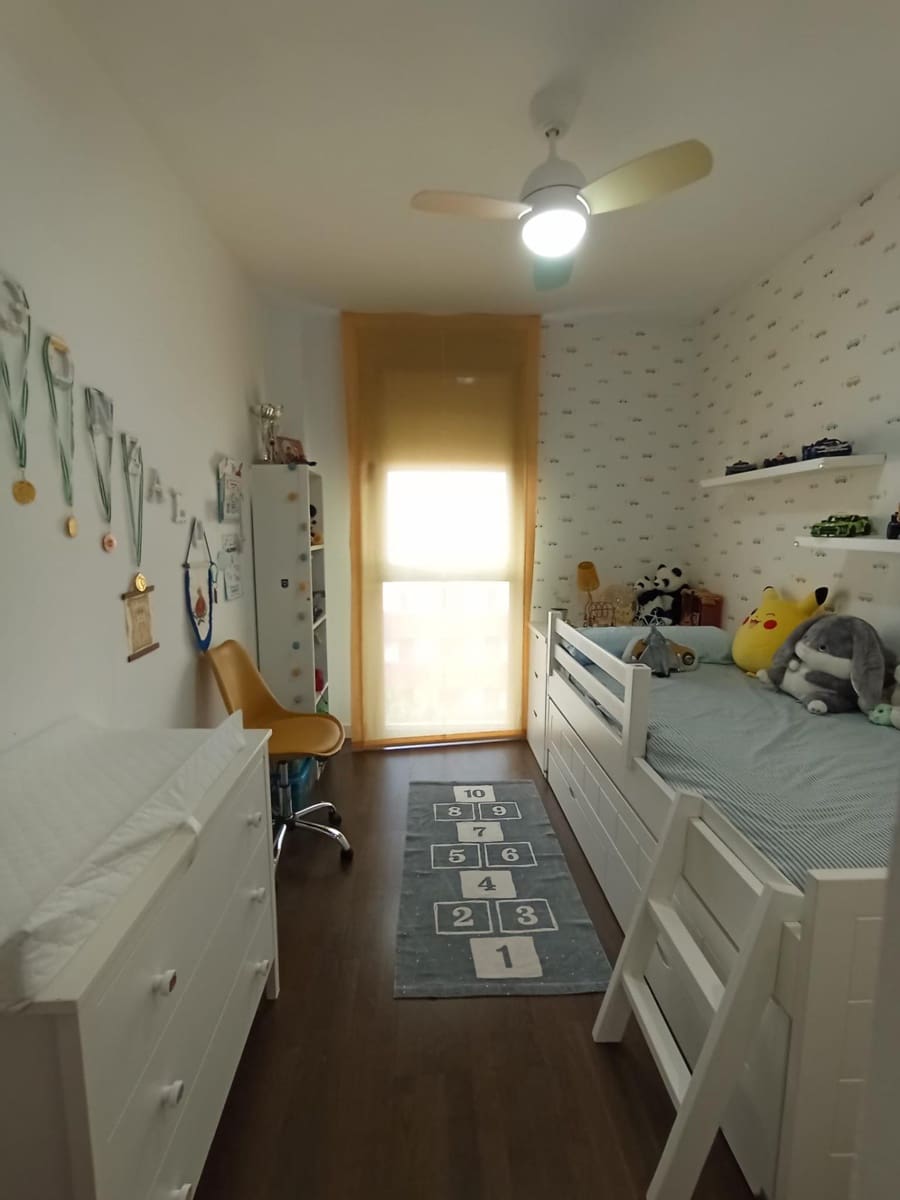 3 makuuhuone Asunto myytävänä paikassa Cordoba kaupunki - 339 000 € (Ref: 9482103)