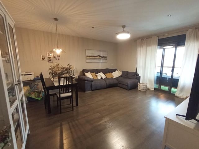 3 makuuhuone Asunto myytävänä paikassa Córdoba kaupunki - 339 000 € (Ref: 9482103)