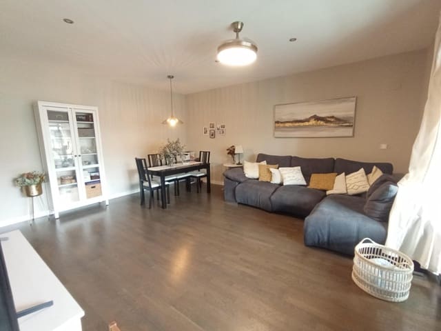 3 makuuhuone Asunto myytävänä paikassa Córdoba kaupunki - 339 000 € (Ref: 9482103)