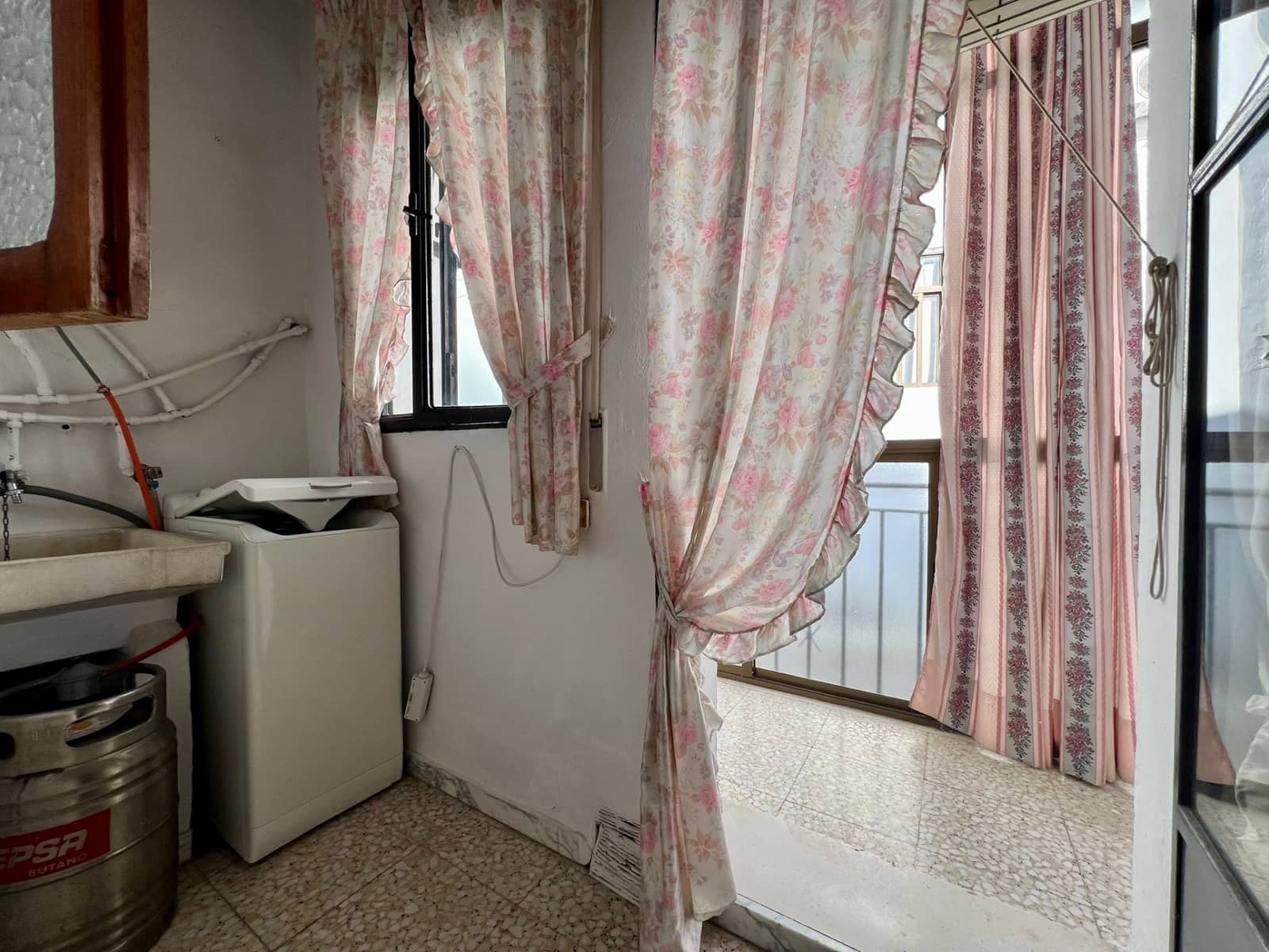 4 soverom Leilighet til salgs i Aguilar de la Frontera med garasje - € 58 000 (Ref: 9483546)