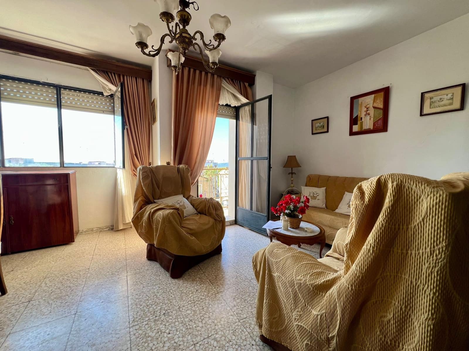 4 soverom Leilighet til salgs i Aguilar de la Frontera med garasje - € 58 000 (Ref: 9483546)