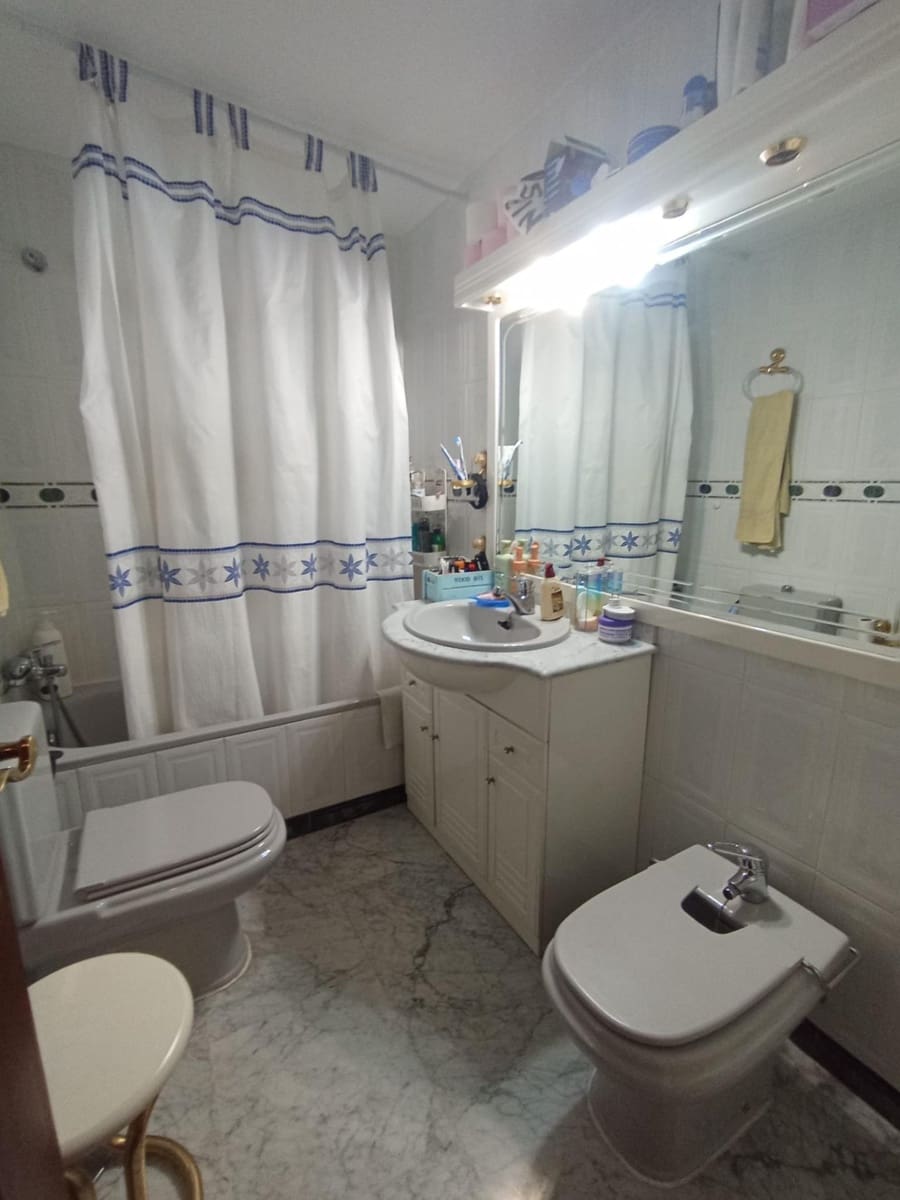 4 soverom Leilighet til salgs i Cordoba by med svømmebasseng - € 310 000 (Ref: 9483547)