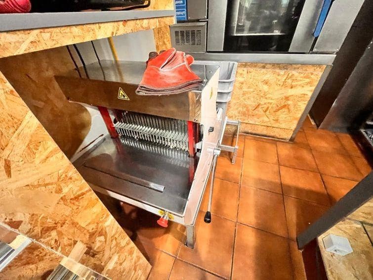 Kommersiell til salgs i Cordoba by - € 49 900 (Ref: 9483549)