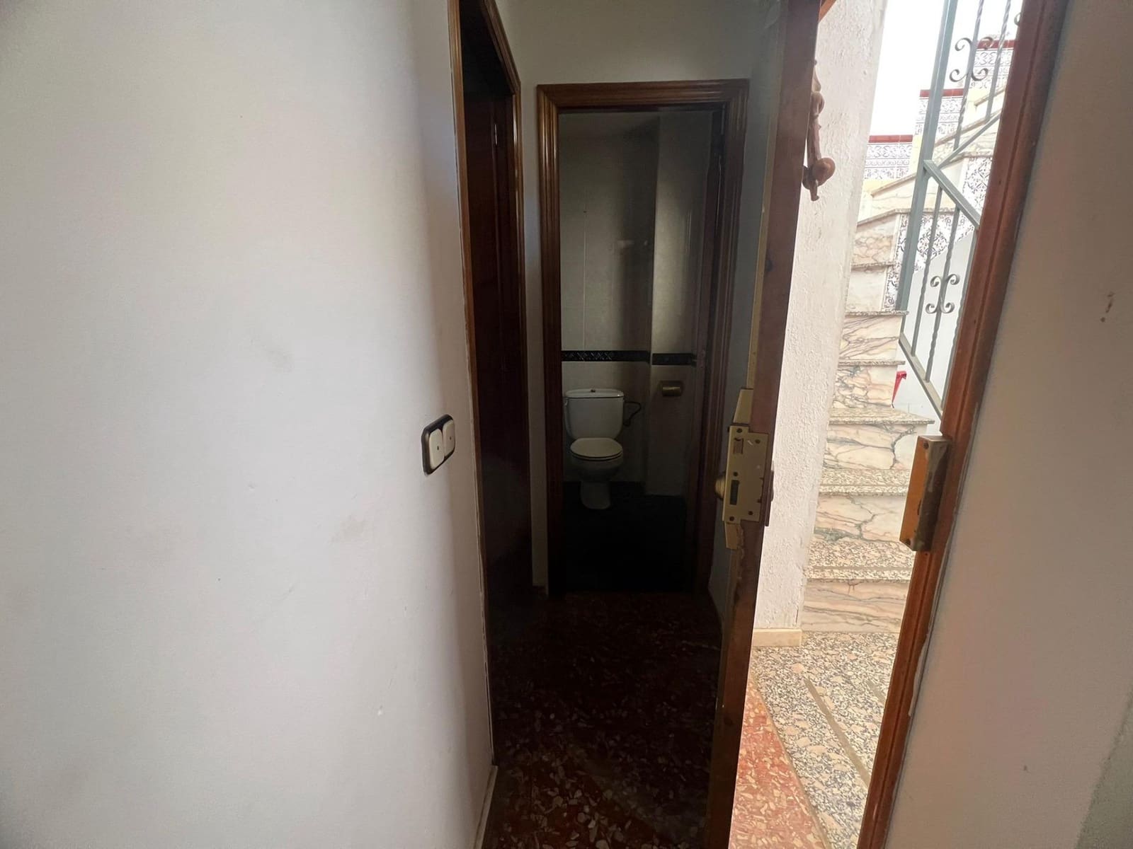 5 slaapkamer Huis te koop in Cordoba stad - € 125.000 (Ref: 9483550)