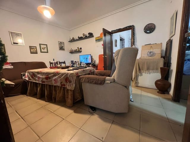 5 slaapkamer Huis te koop in Alcolea, Córdoba stad - € 125.000 (Ref: 9483550)