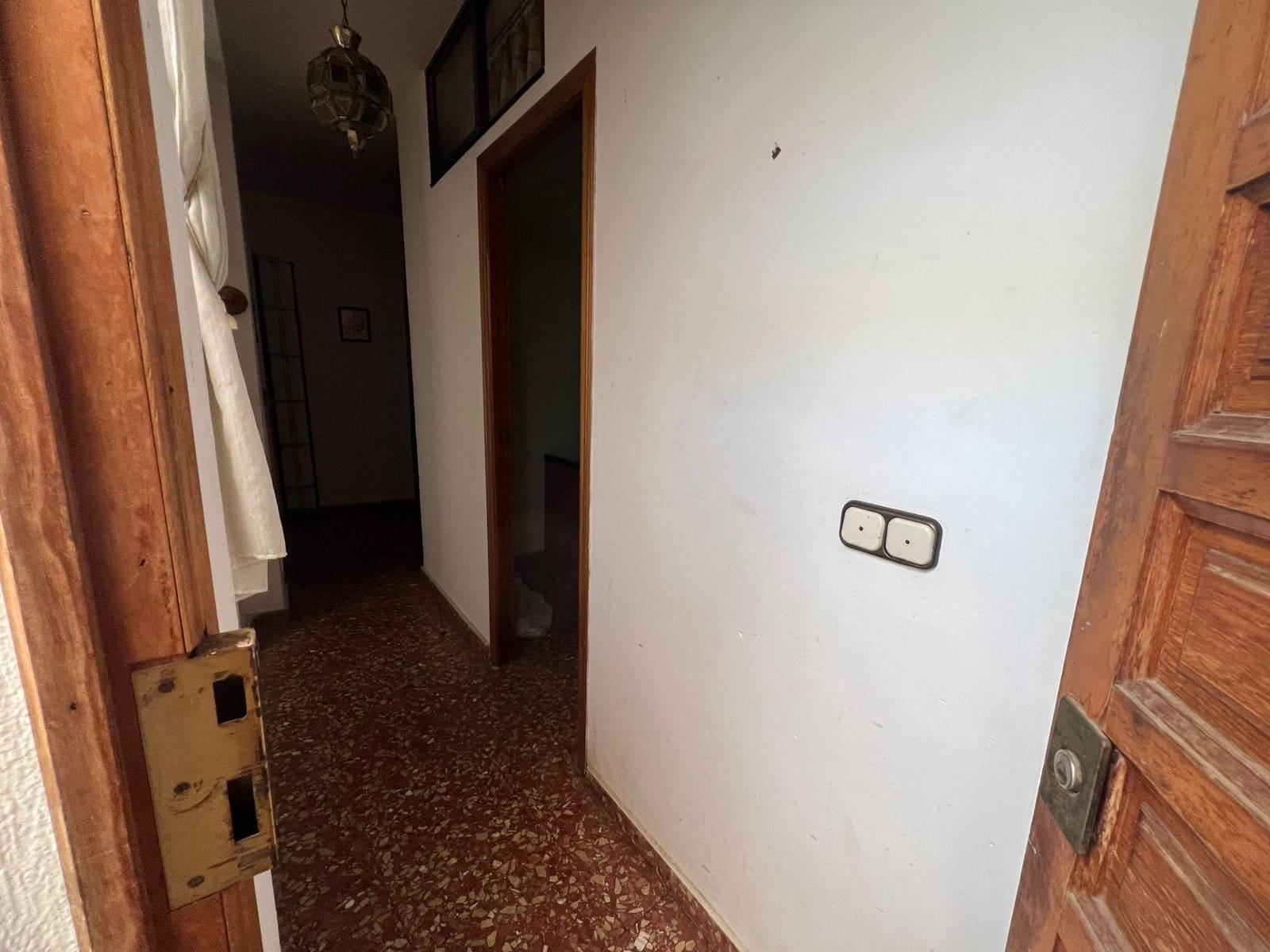 5 slaapkamer Huis te koop in Cordoba stad - € 125.000 (Ref: 9483550)
