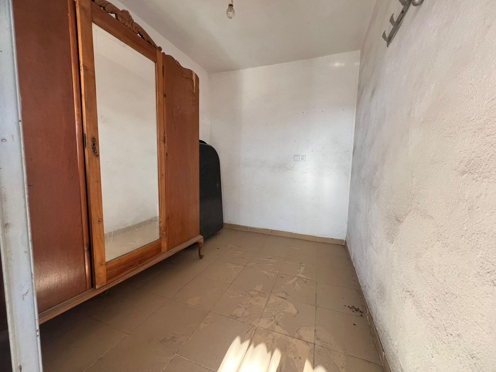 5 slaapkamer Huis te koop in Cordoba stad - € 125.000 (Ref: 9483550)