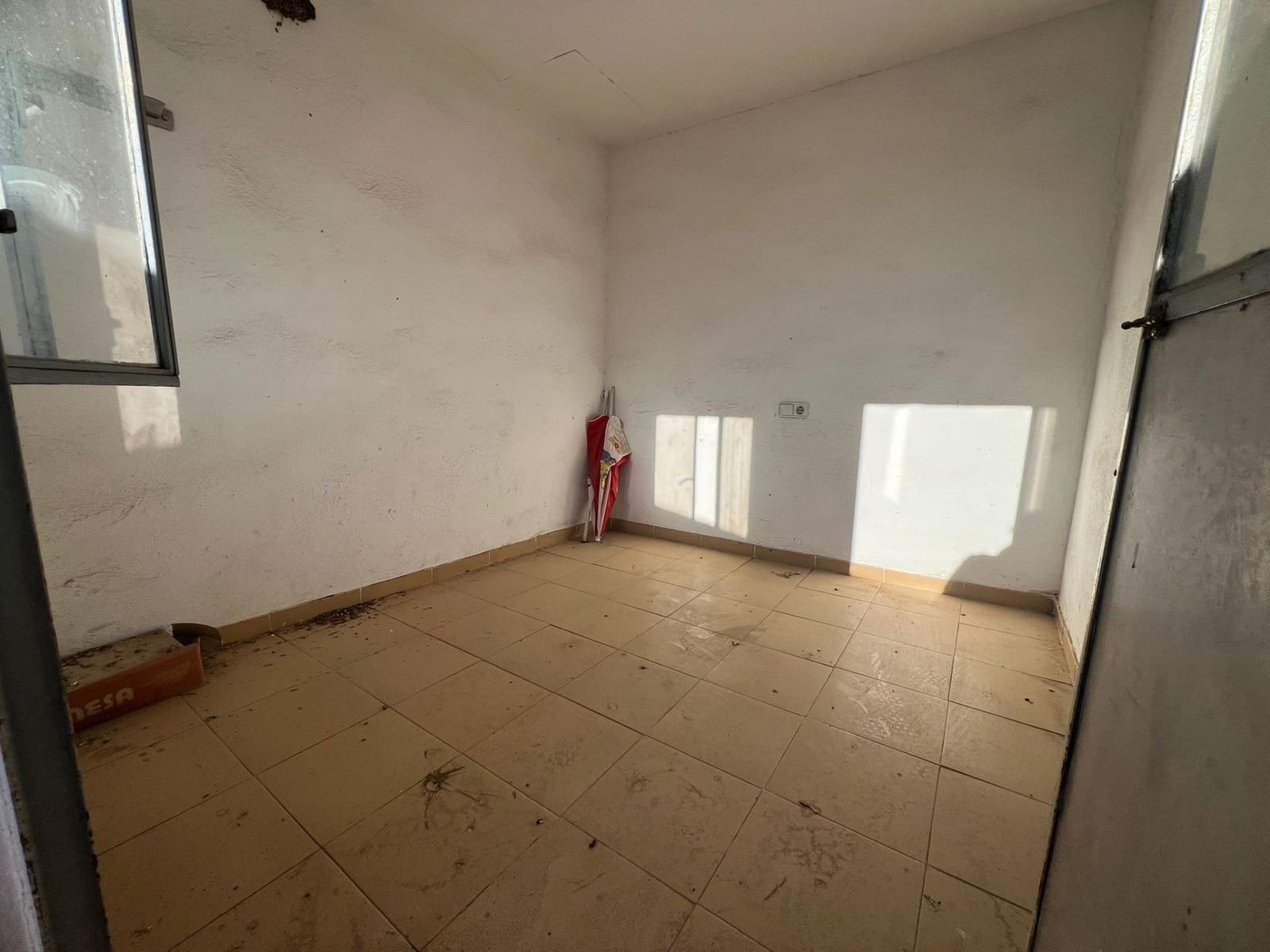 5 slaapkamer Huis te koop in Cordoba stad - € 125.000 (Ref: 9483550)