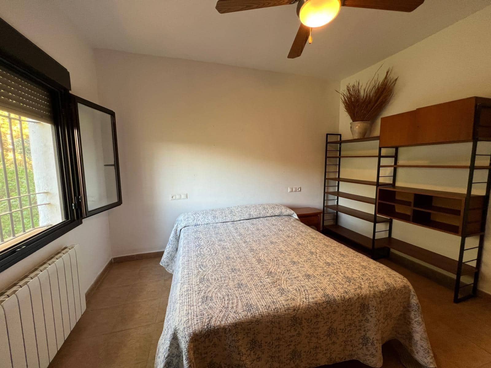 7 slaapkamer Villa te koop in Cordoba stad met zwembad garage - € 380.000 (Ref: 9485355)