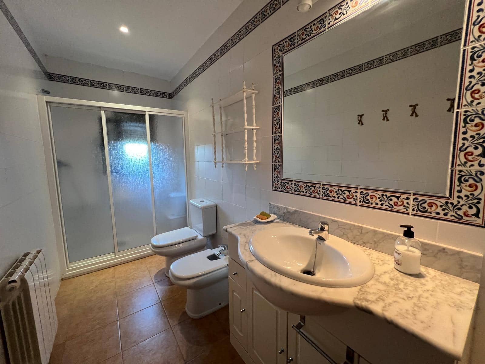 7 slaapkamer Villa te koop in Cordoba stad met zwembad garage - € 380.000 (Ref: 9485355)