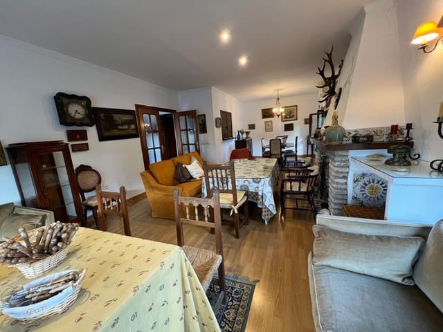 7 Zimmer Villa zu verkaufen in Santa Maria de Trassierra, Córdoba Stadt mit Pool Garage - 380.000 € (Ref: 9485355)