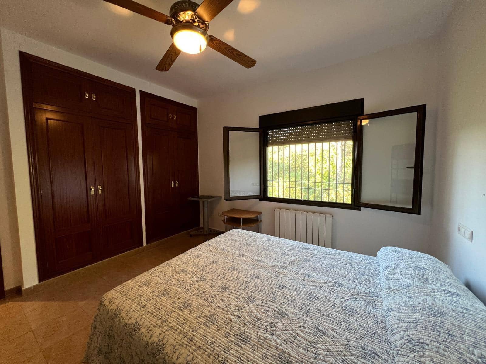 7 slaapkamer Villa te koop in Cordoba stad met zwembad garage - € 380.000 (Ref: 9485355)