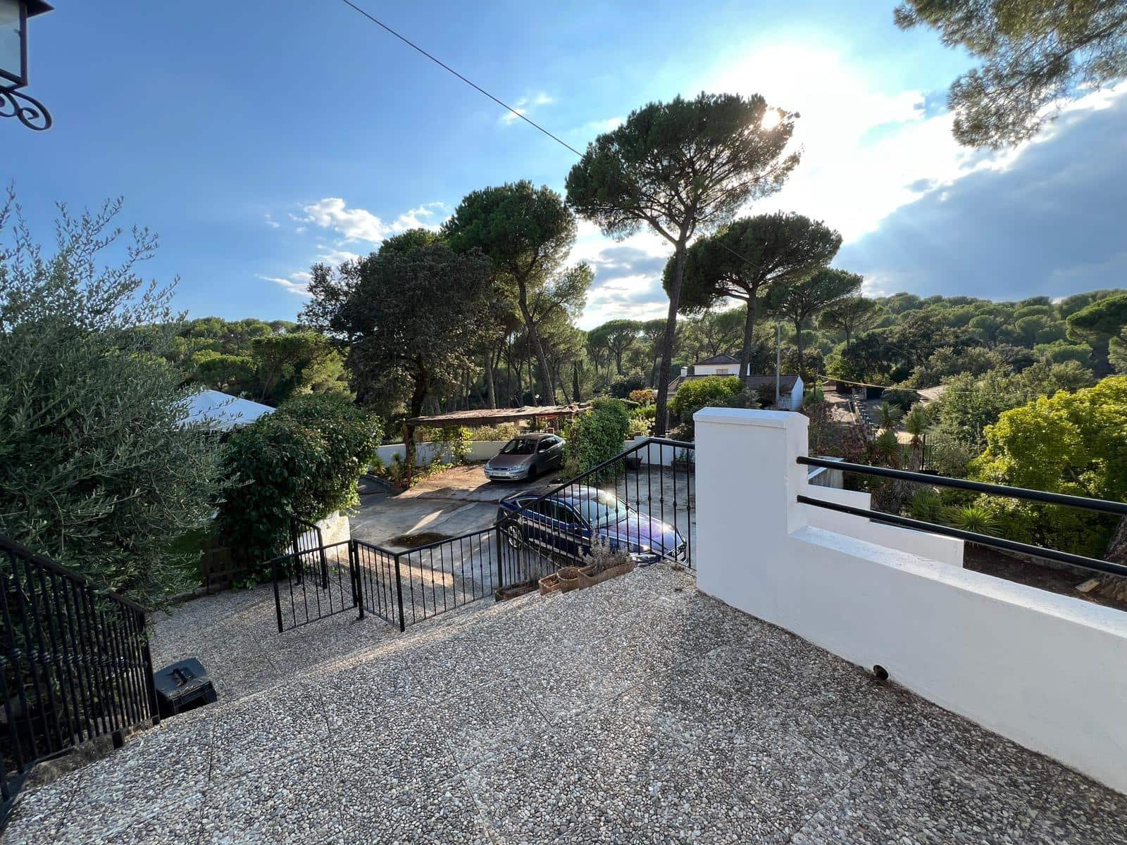 7 slaapkamer Villa te koop in Cordoba stad met zwembad garage - € 380.000 (Ref: 9485355)