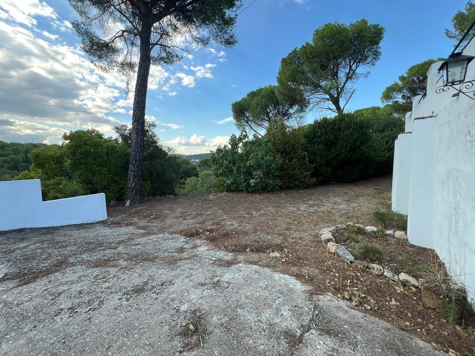 7 slaapkamer Villa te koop in Cordoba stad met zwembad garage - € 380.000 (Ref: 9485355)