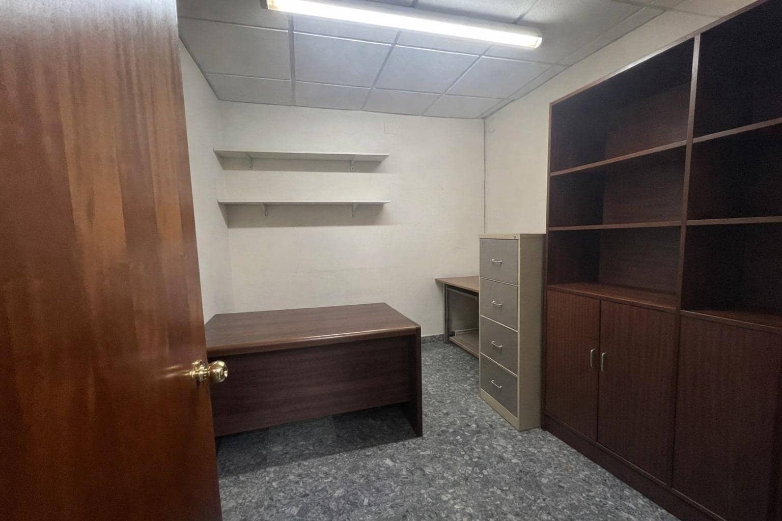 Kaupallinen myytävänä paikassa Cordoba kaupunki - 140 000 € (Ref: 9486448)