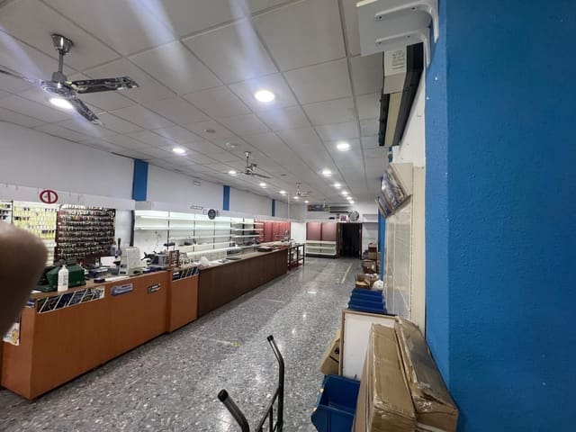 Kaupallinen myytävänä paikassa Córdoba kaupunki - 140 000 € (Ref: 9486448)