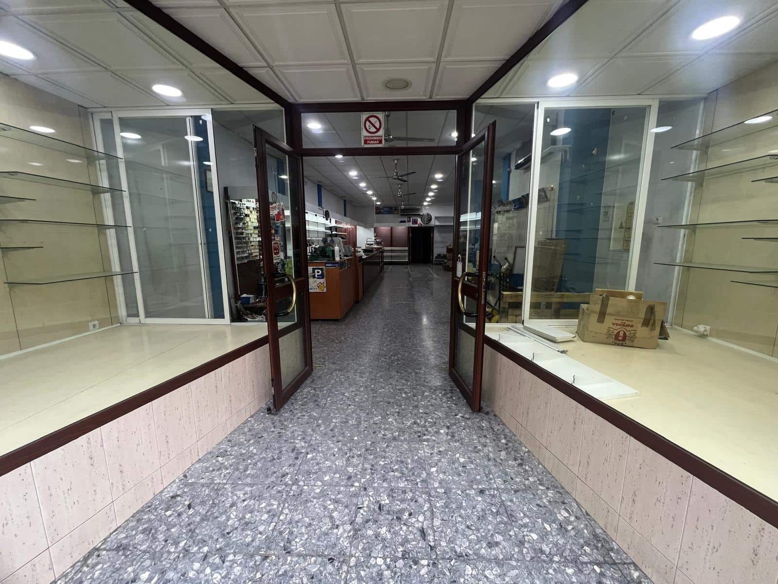 Kaupallinen myytävänä paikassa Cordoba kaupunki - 140 000 € (Ref: 9486448)