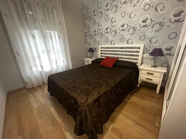 3 soveværelse Lejlighed til salg i Centro, Córdoba by - € 205.000 (Ref: 9486450)