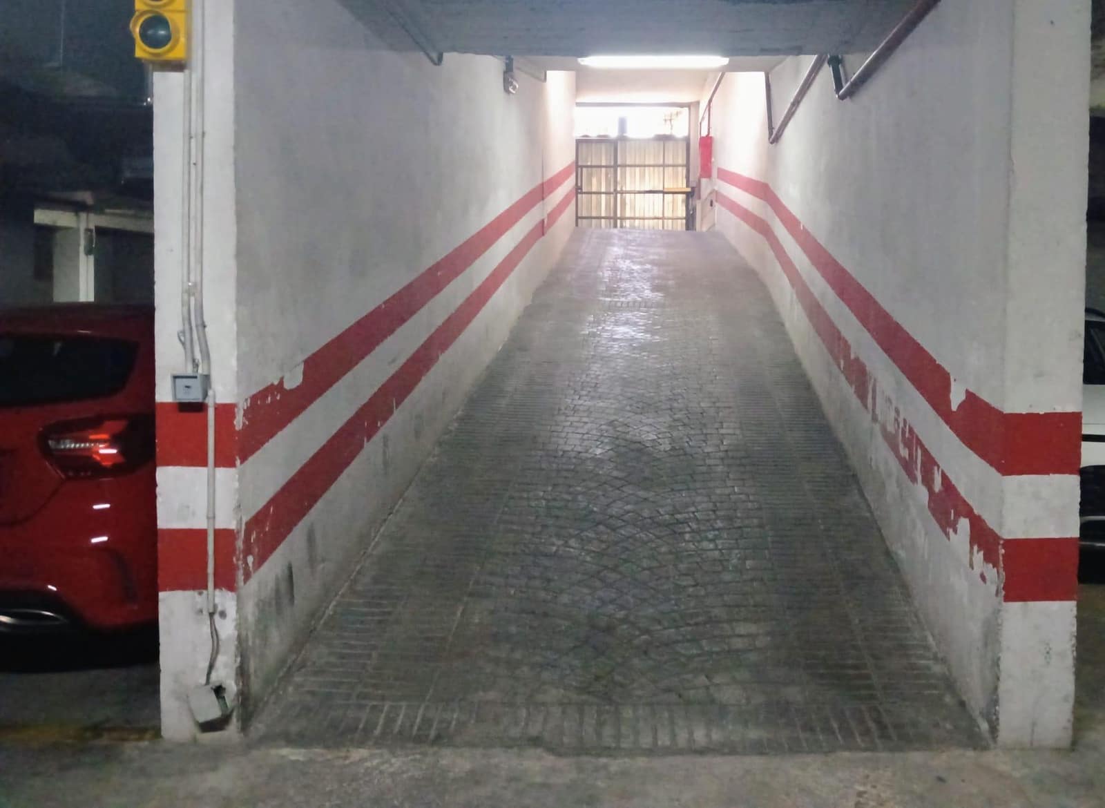 4 sypialnia Dom szeregowy na sprzedaż w Miasto Kordoba z garażem - 210 000 € (Ref: 9495359)