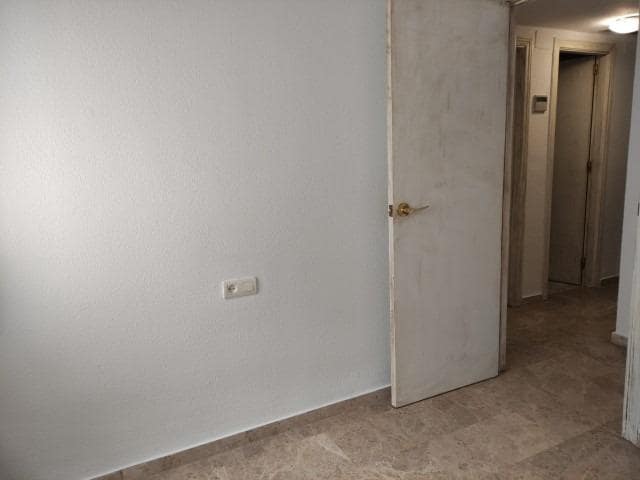 4 sypialnia Dom szeregowy na sprzedaż w Miasto Kordoba z garażem - 210 000 € (Ref: 9495359)