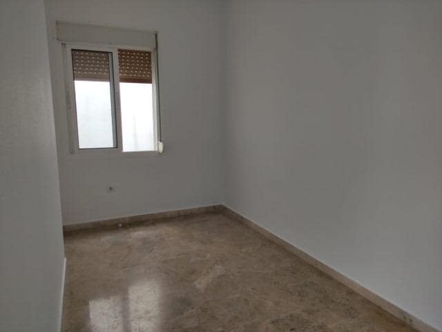 4 sypialnia Dom szeregowy na sprzedaż w Miasto Kordoba z garażem - 210 000 € (Ref: 9495359)