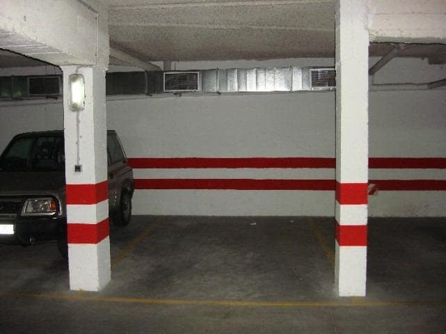 4 sypialnia Dom szeregowy na sprzedaż w Miasto Kordoba z garażem - 210 000 € (Ref: 9495359)