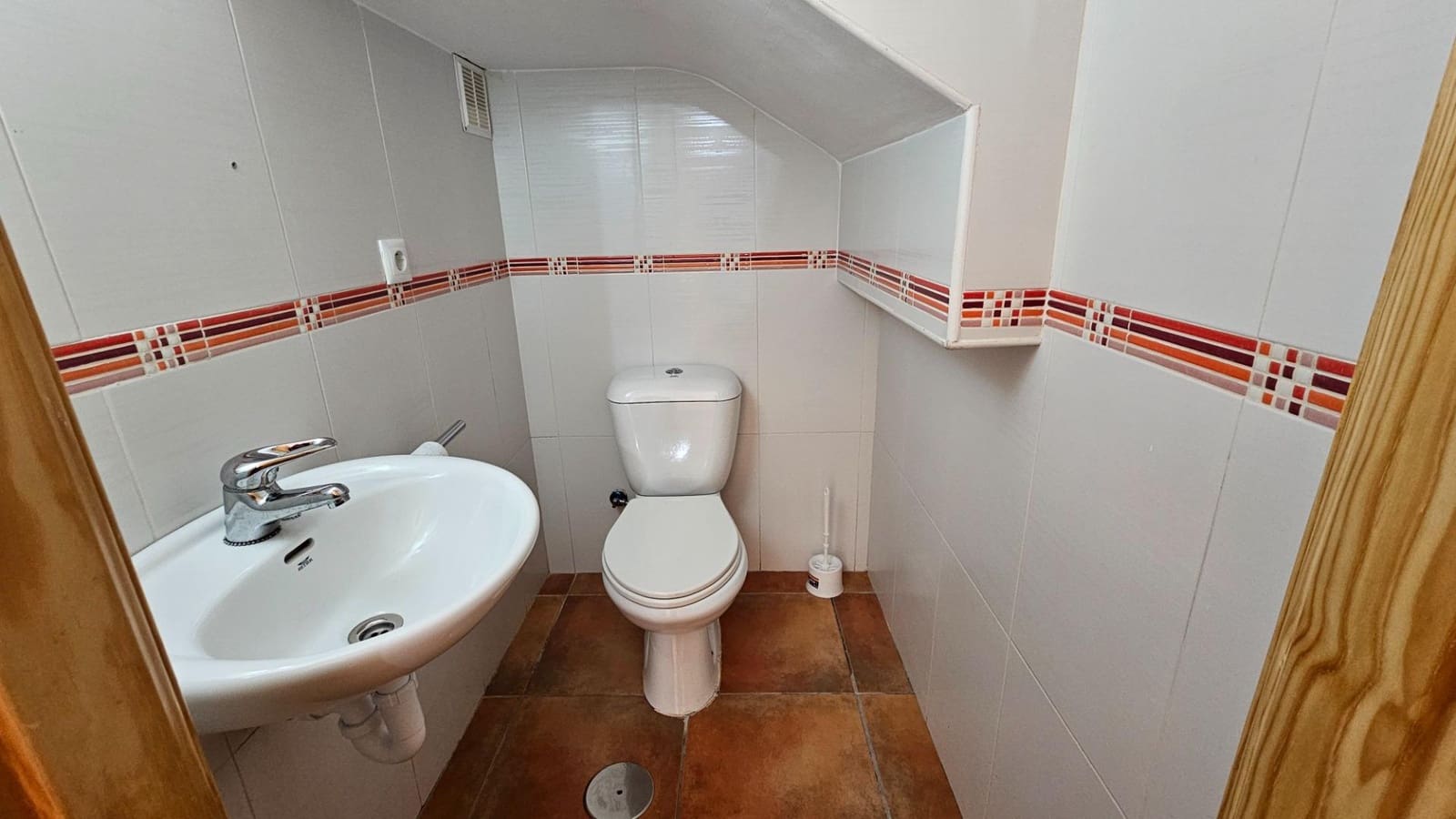 3 makuuhuone Rivitalo myytävänä paikassa Cordoba kaupunki mukana 
autotalli - 124 900 € (Ref: 9495360)